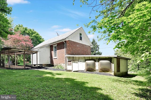 415 SNYDER SCHOOL RD, Bernville, PA 19506