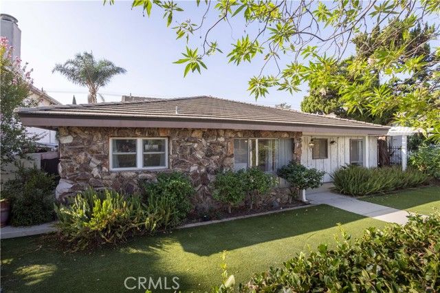 16216 Plummer, North Hills (los Angeles), CA 91343