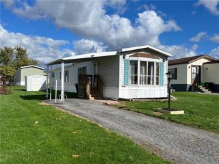 138 ANTHONY LN, New Hartford, NY 13323