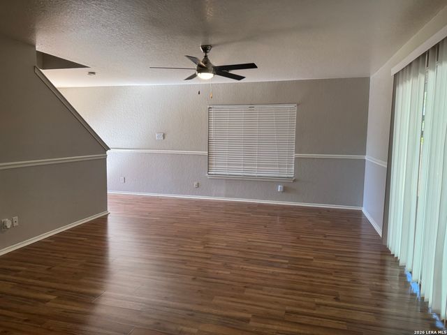 5663 Lovett Oaks, San Antonio, TX 78218