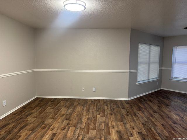 5663 Lovett Oaks, San Antonio, TX 78218