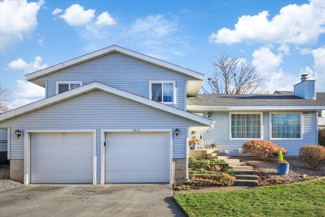 2015 S Early Dawn Dr, Veradale, WA 99037