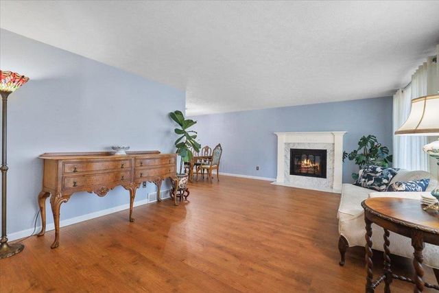 2015 S Early Dawn Dr, Veradale, WA 99037