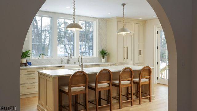 909 Wyandotte Trl, Westfield Town, NJ 07090