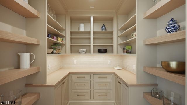 909 Wyandotte Trl, Westfield Town, NJ 07090