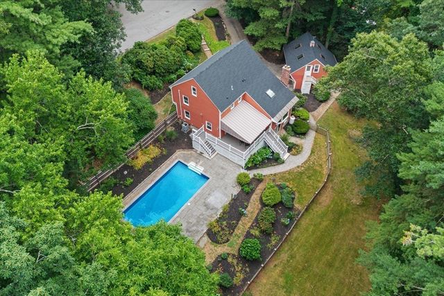 8 Partridge Hill Rd, Southborough, MA 01772
