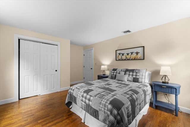 8 Partridge Hill Rd, Southborough, MA 01772
