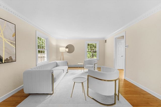 8 Partridge Hill Rd, Southborough, MA 01772
