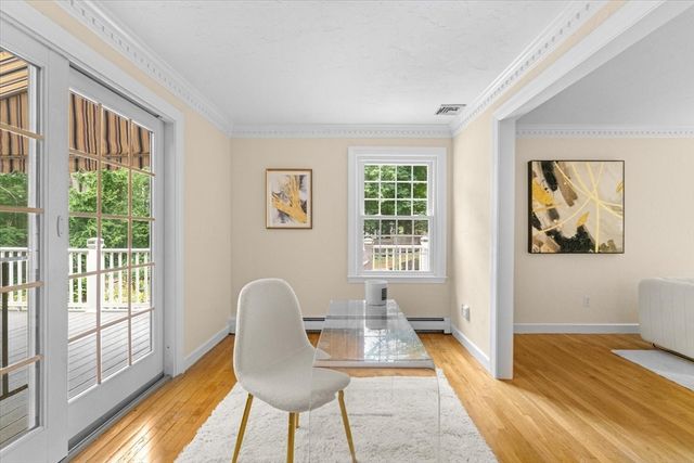 8 Partridge Hill Rd, Southborough, MA 01772