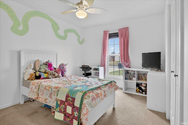 516 Loveland Pass Court, Osceola, IN 46561