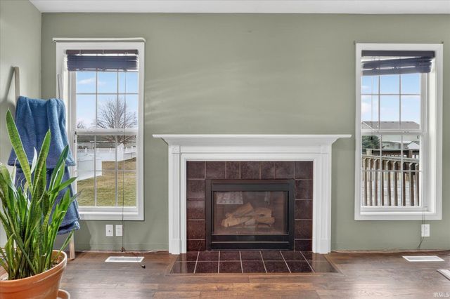 516 Loveland Pass Court, Osceola, IN 46561