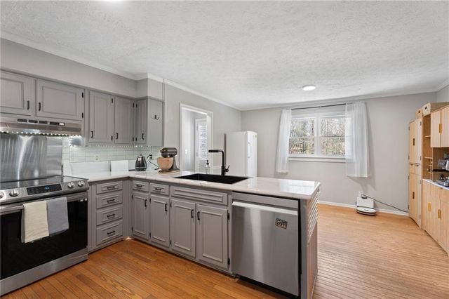 1487 Watsons Place, Lawrenceville, GA 30043