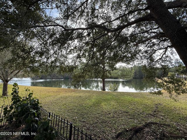 3886 PEBBLE BROOKE Circle S, Orange Park, FL 32065
