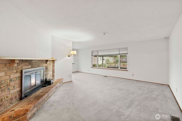 2220 126th Avenue E, Edgewood, WA 98372