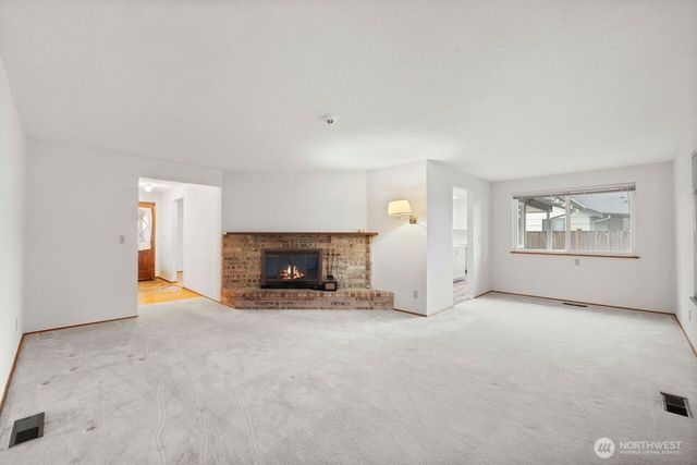 2220 126th Avenue E, Edgewood, WA 98372