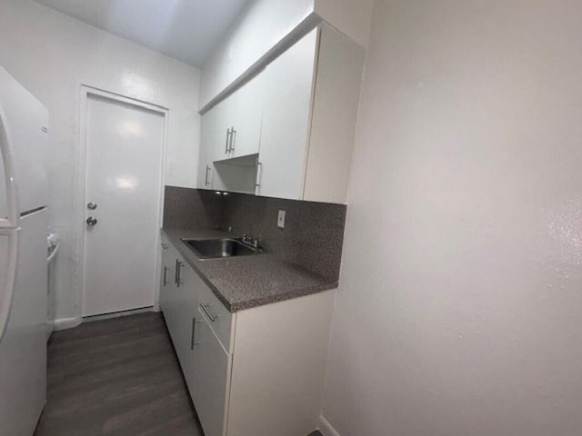 7710 Abbott Avenue 8, Miami Beach, FL 33141