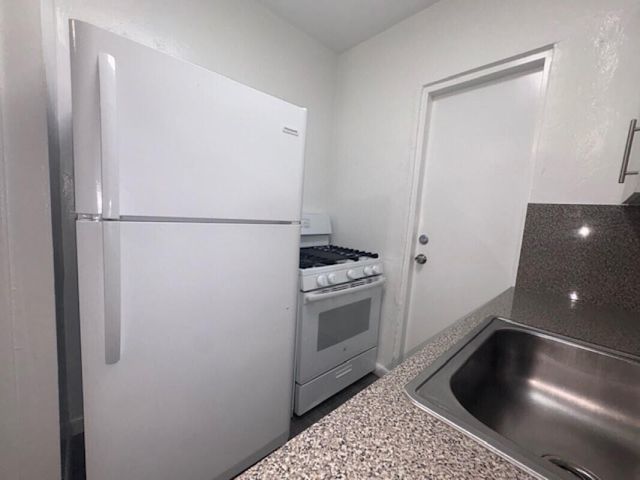 7710 Abbott Avenue 8, Miami Beach, FL 33141