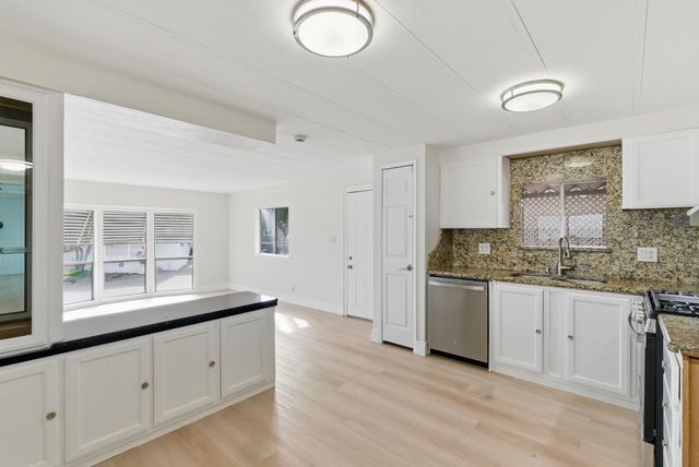 2150 MONTEREY Highway 102, San Jose, CA 95112