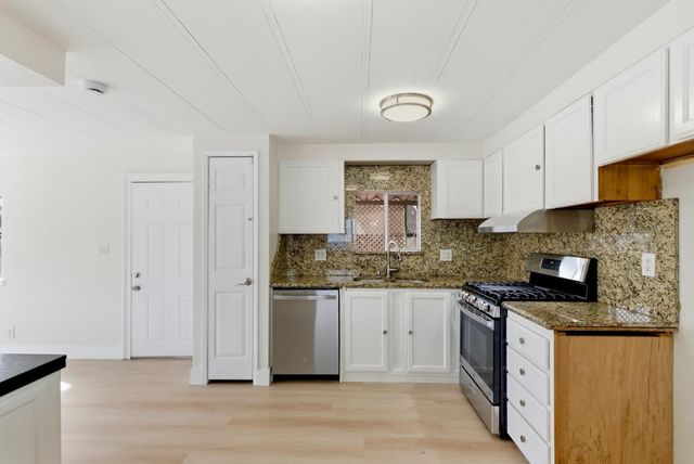 2150 MONTEREY Highway 102, San Jose, CA 95112