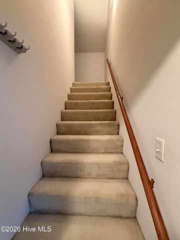 102 N Woodridge Drive, Pikeville, NC 27863