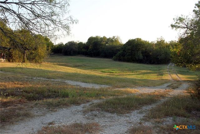 11445 Fm 1854, Dale, TX 78616