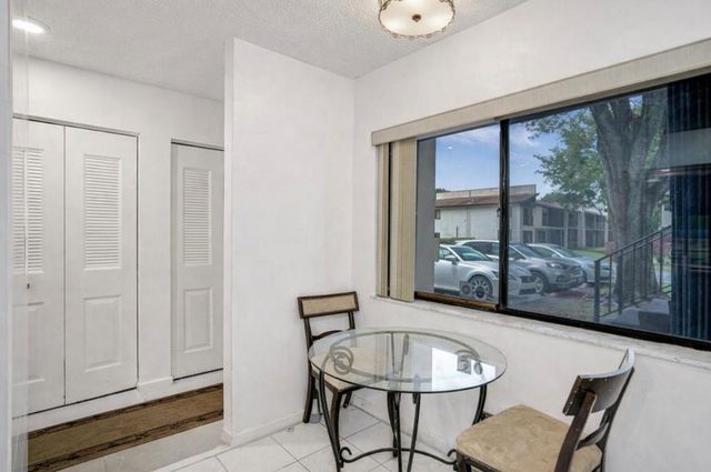 143 S Laurel Drive 604, Margate, FL 33063