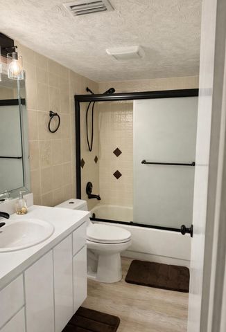 143 S Laurel Drive 604, Margate, FL 33063