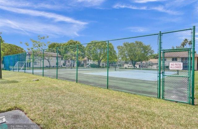 143 S Laurel Drive 604, Margate, FL 33063