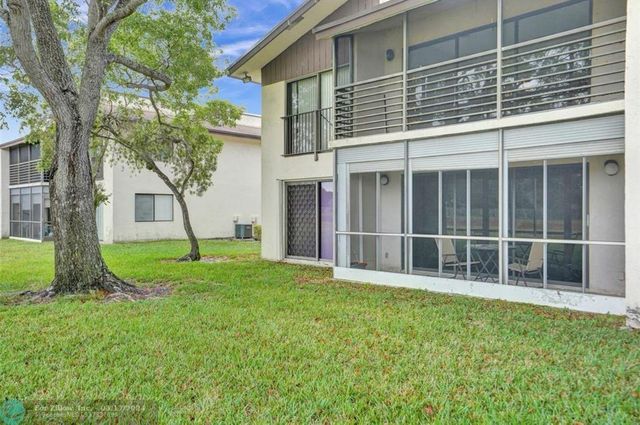 143 S Laurel Drive 604, Margate, FL 33063