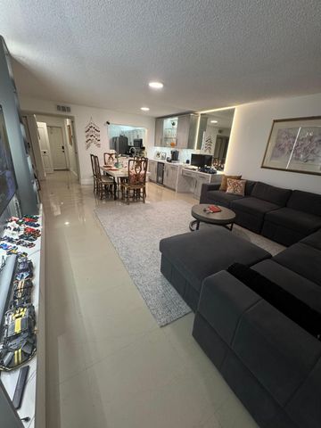 143 S Laurel Drive 604, Margate, FL 33063