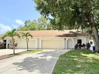 2803 HOPE STREET, Sarasota, FL 34231