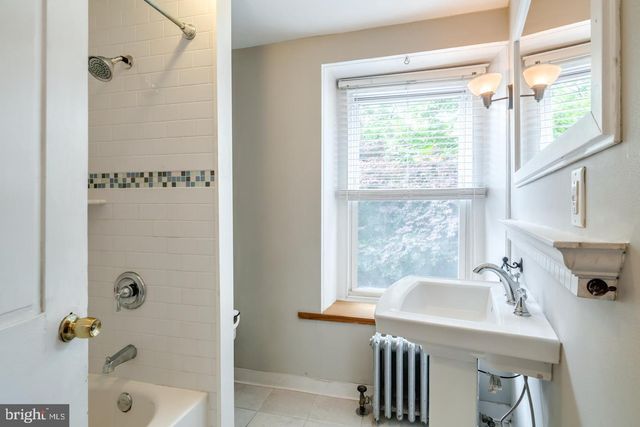 129 KRAMS AVE, Philadelphia, PA 19127