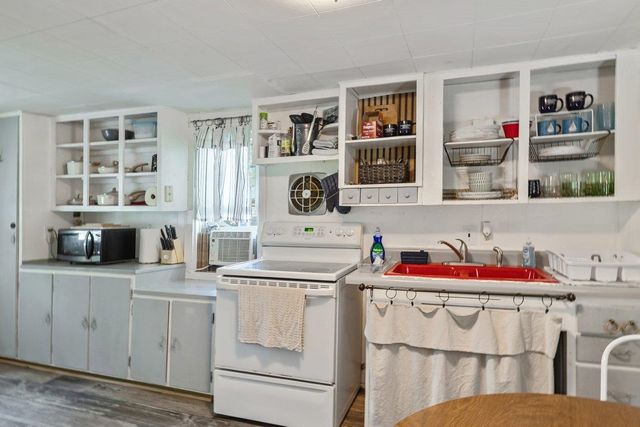 156 Lakewood Drive, Swanton, VT 05488