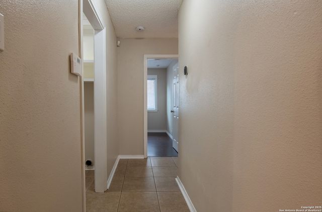 7122 Ranch Hill Dr, San Antonio, TX 78250