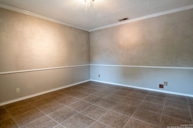 7122 Ranch Hill Dr, San Antonio, TX 78250