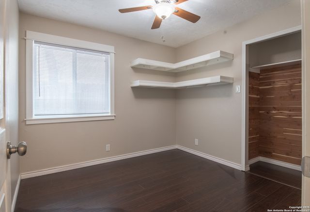 7122 Ranch Hill Dr, San Antonio, TX 78250