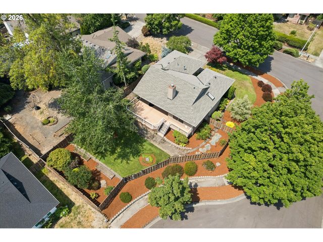 12840 Sw BARBERRY Dr, Beaverton, OR 97008