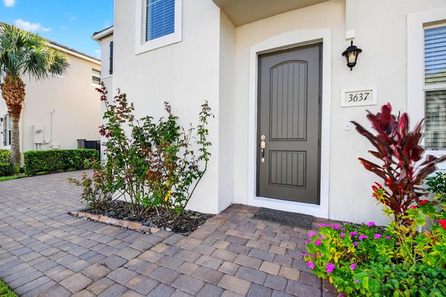 3637 Whispering Cypress Lane, Boynton Beach, FL 33435