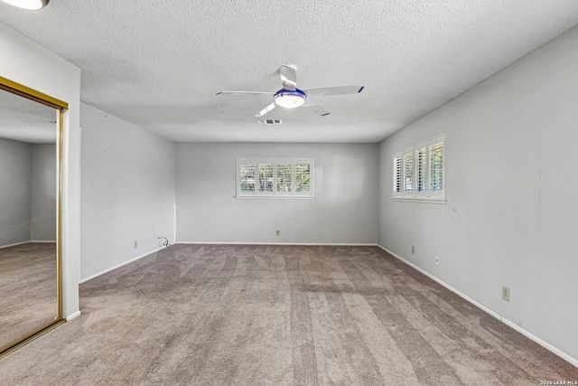 8714 MIDCROWN DR, Windcrest, TX 78239