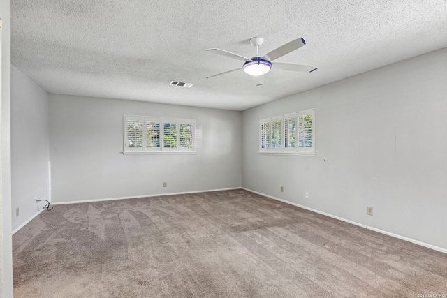 8714 MIDCROWN DR, Windcrest, TX 78239