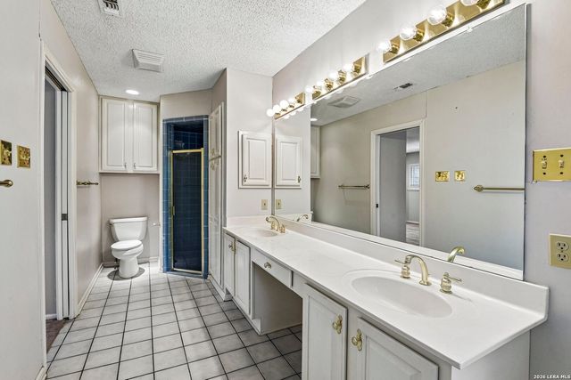 8714 MIDCROWN DR, Windcrest, TX 78239