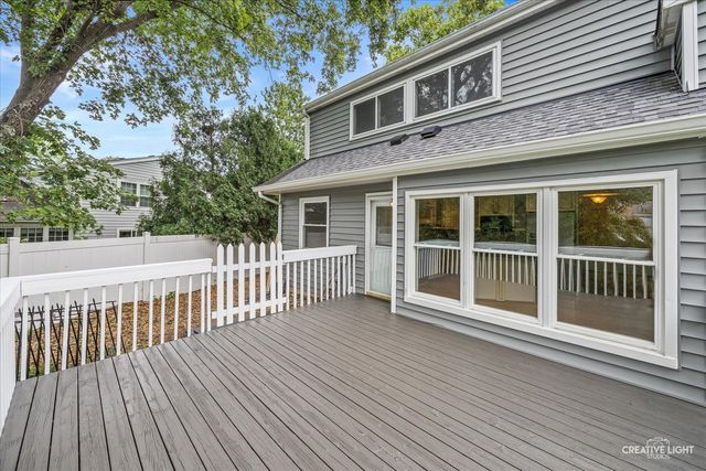 1333 Briarwood Drive, Naperville, IL 60540