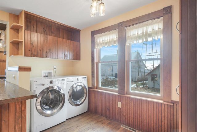 N430 HOPKINS Road, Arlington, WI 53911