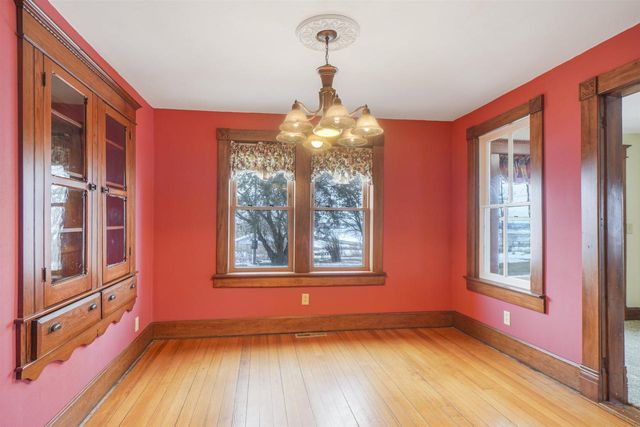 N430 HOPKINS Road, Arlington, WI 53911