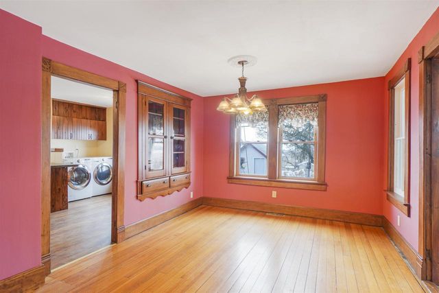 N430 HOPKINS Road, Arlington, WI 53911