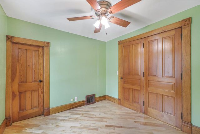 N430 HOPKINS Road, Arlington, WI 53911