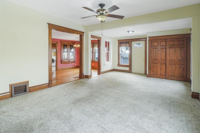 N430 HOPKINS Road, Arlington, WI 53911