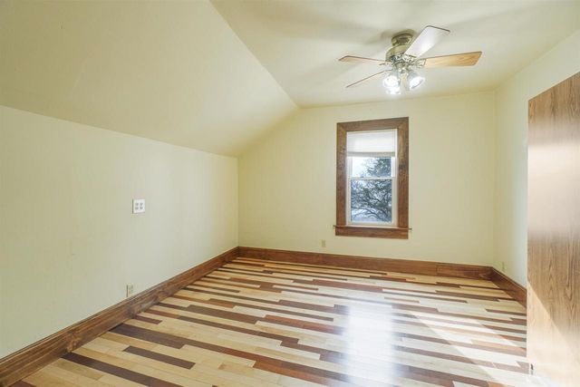 N430 HOPKINS Road, Arlington, WI 53911