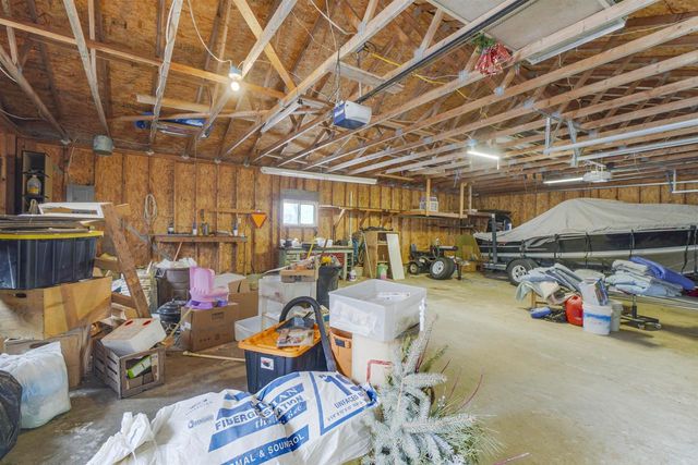 N430 HOPKINS Road, Arlington, WI 53911