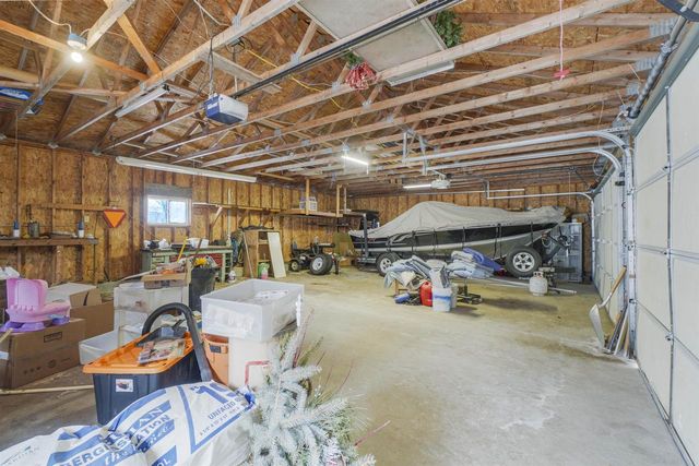 N430 HOPKINS Road, Arlington, WI 53911